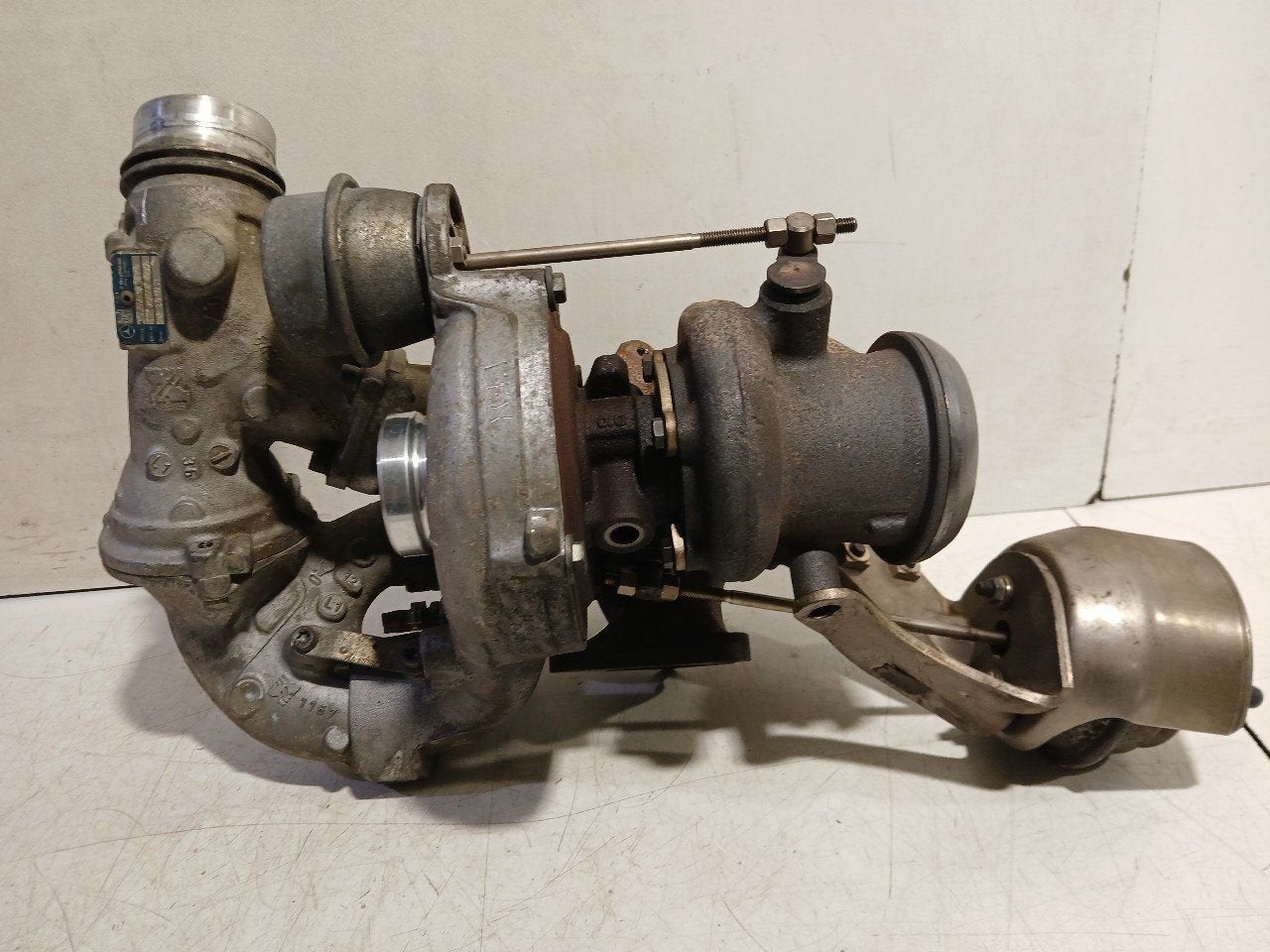 Turbo Mercedes-Benz E-Klasse, Onderdelen@venauto.nl, Van der Ven Autorecycling B.V., Gebruikt, Ettenseweg 76, 4706 PB Roosendaal, The Netherlands