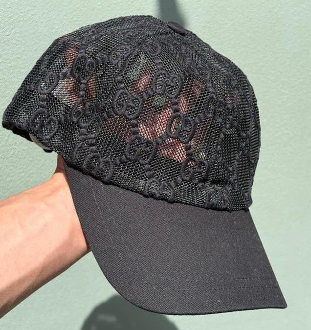 Embroided Cap, Ophalen of Verzenden, Zo goed als nieuw