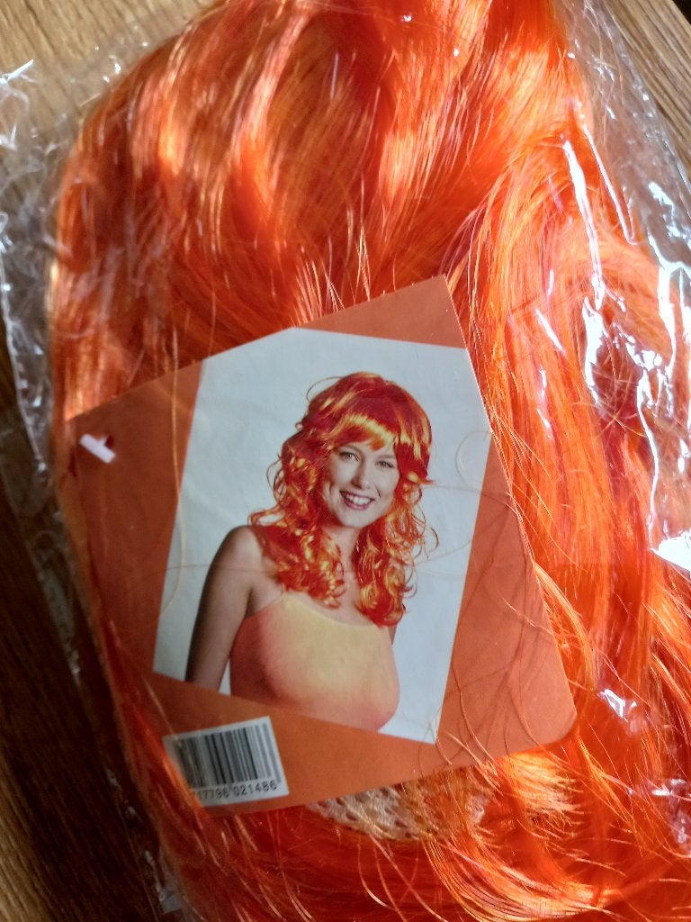 WK/EK/Koningsdag dames en heren pruiken Nieuw., Kleding | Dames, Carnavalskleding en Feestkleding, Ophalen of Verzenden, Nieuw