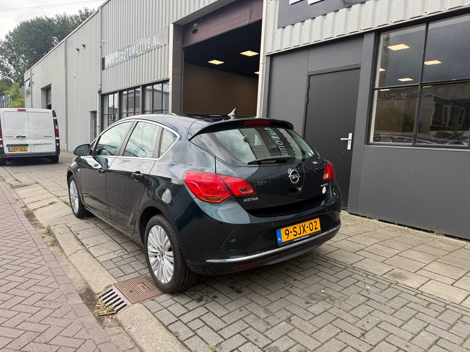 Opel Astra 1.4 Turbo LPG Design Edition, Auto's, Opel, Voorwielaandrijving, Euro 5, 730 kg, 4 cilinders