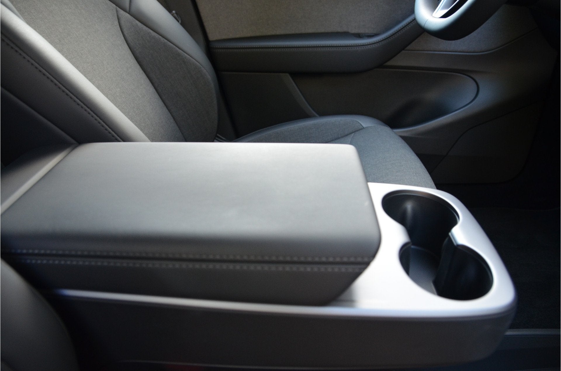 Tesla Model Y Standard RWD 58 kWh Juniper, Trekhaak (twv 1.3, Auto's, Automaat, Gebruikt, Zwart, 327 min