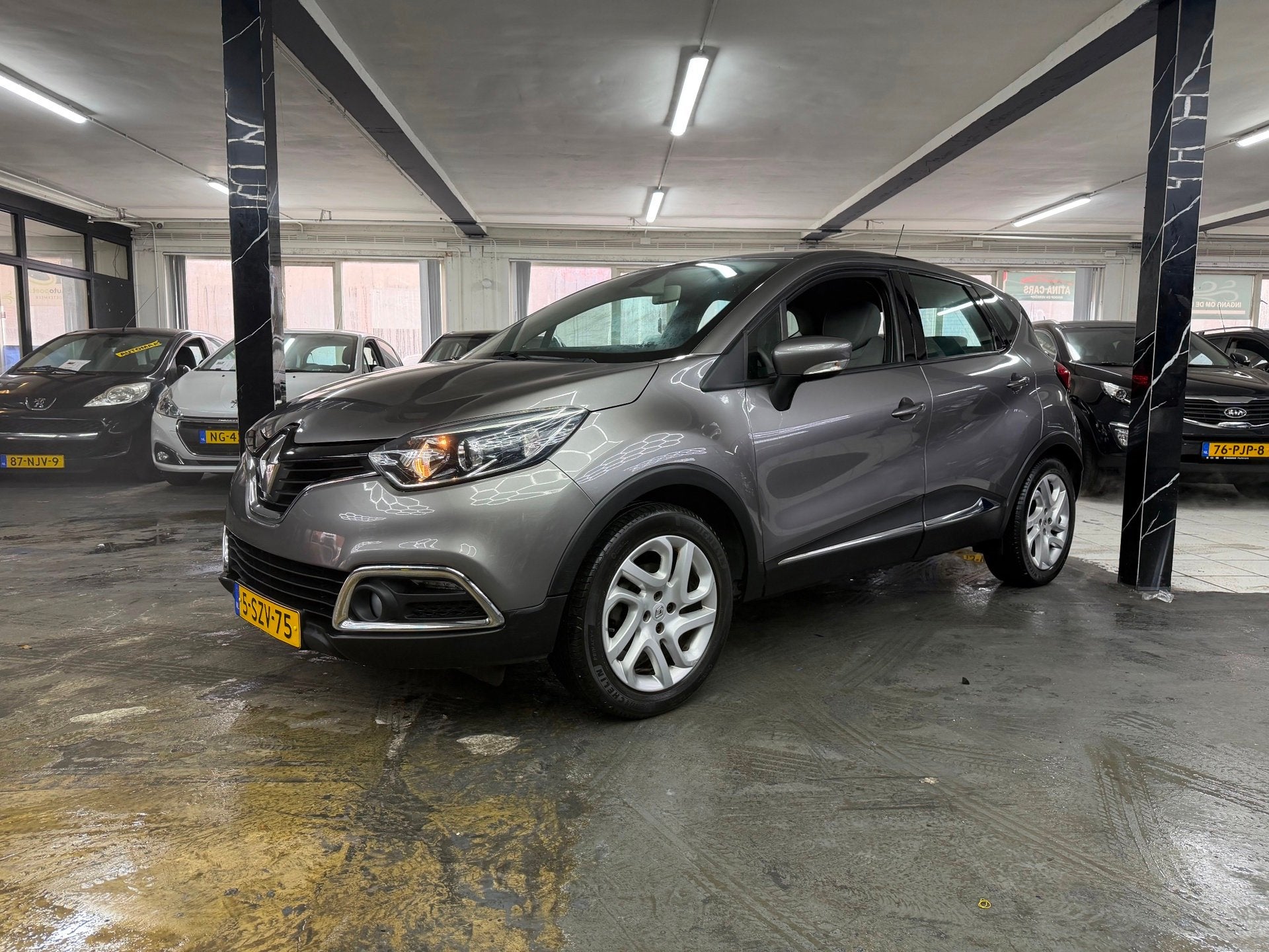 Renault Captur 1.2 TCe Dynamique Automaat | Leer | Airco, Auto's, Renault, Euro 5, 4 cilinders, Origineel Nederlands, 19 km/l