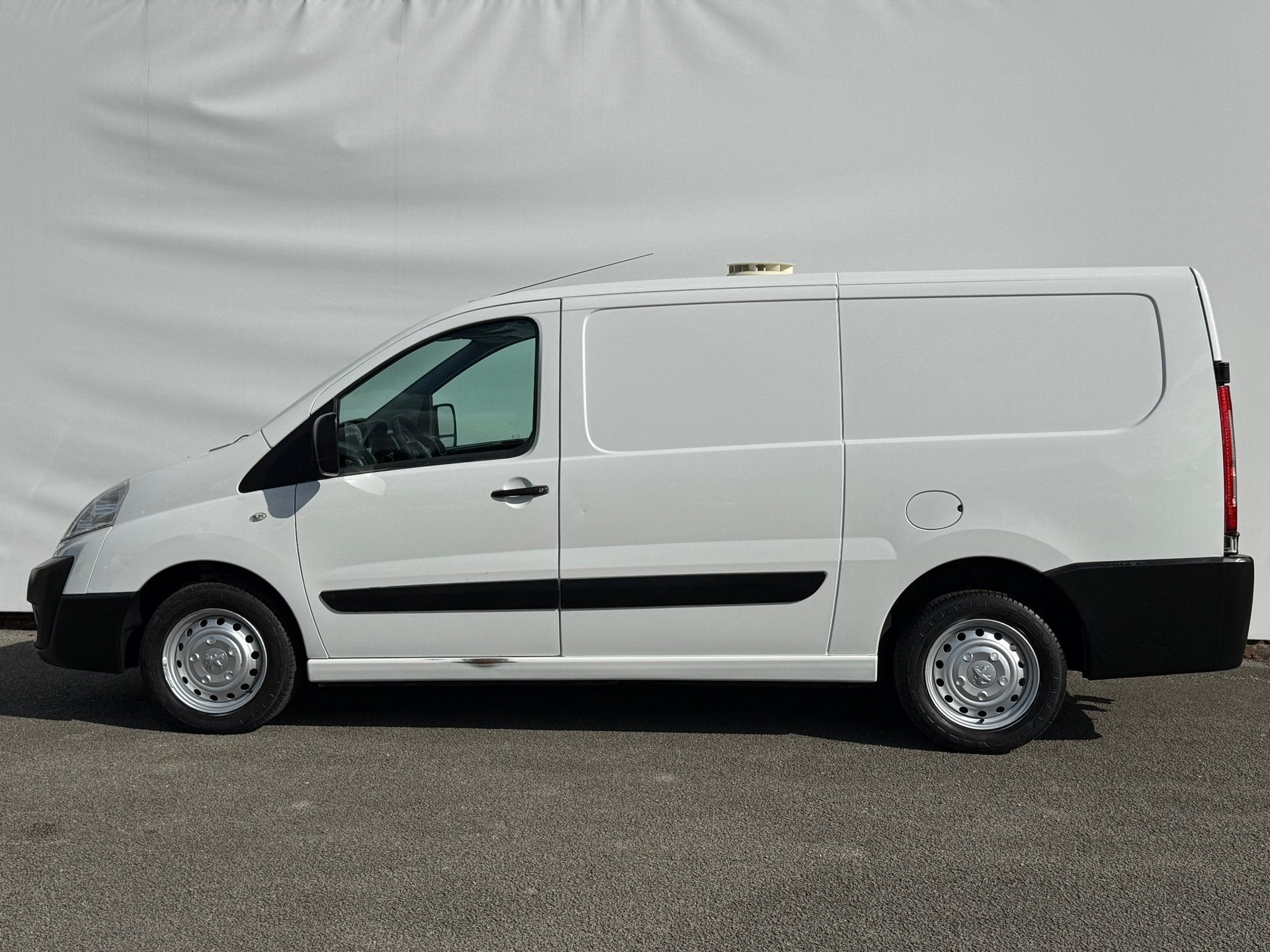 Peugeot Expert 229 2.0 HDI L2H1 Profit+ Airco | 3 Persoons |, Auto's, Voorwielaandrijving, Euro 5, Stof, Gebruikt