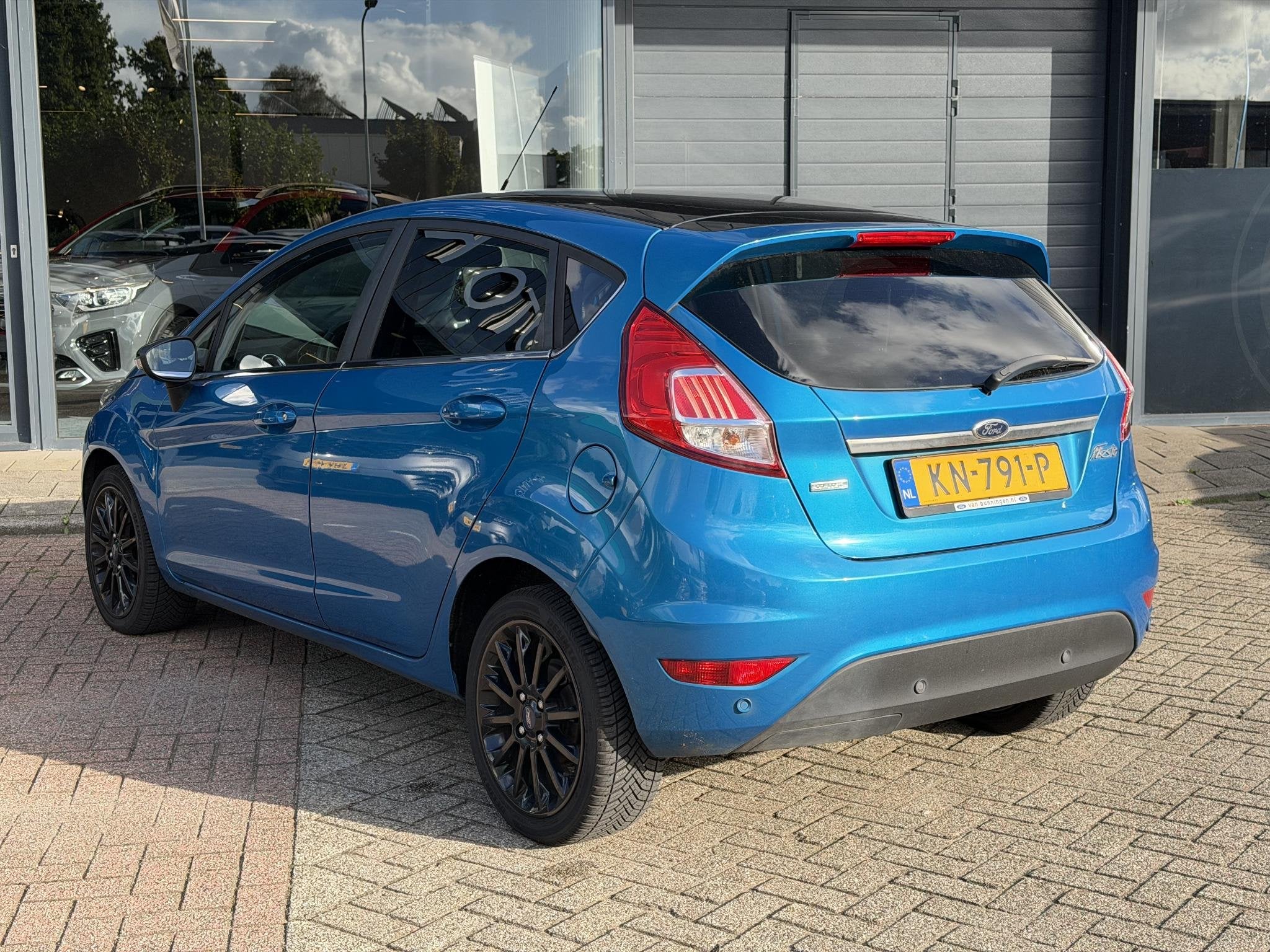 Ford Fiesta 1.0 EcoBoost Candy Blue Edition | CRUISE | AIRCO, Auto's, Voorwielaandrijving, Euro 6, 23 km/l, Origineel Nederlands