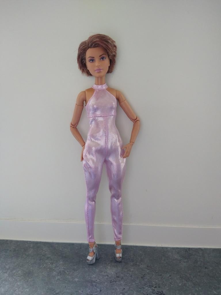 Barbie the looks petite, Verzamelen, Poppen, Ophalen of Verzenden