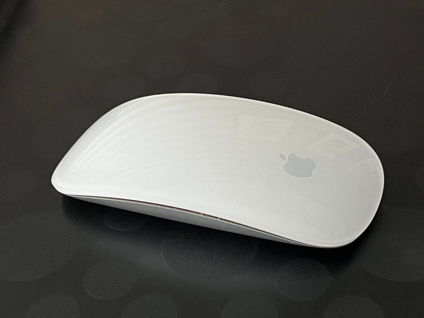Magic Mouse 1ste generatie A1296, Muis, Gebruikt, Rechtshandig, Ophalen of Verzenden