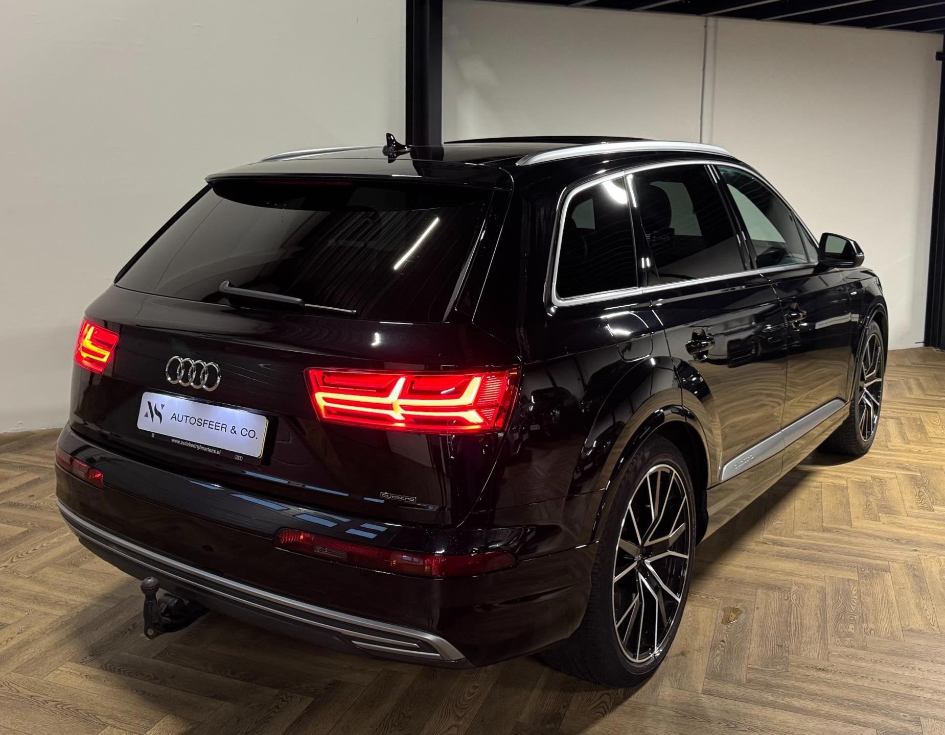 Audi Q7 3.0 TDI e-tron quattro Sport PANO KEYLESS', Auto's, Audi, Automaat, Dealer onderhouden, Gebruikt, 259 pk