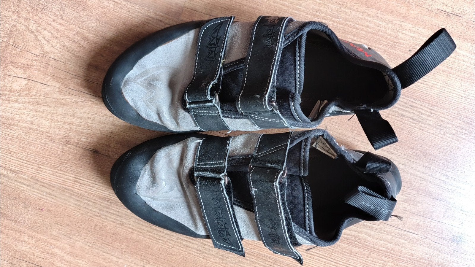 Klimschoenen Mad Rock - Maat 42.5, grijs, goede staat, Ophalen of Verzenden, Gebruikt, Klimsportschoenen