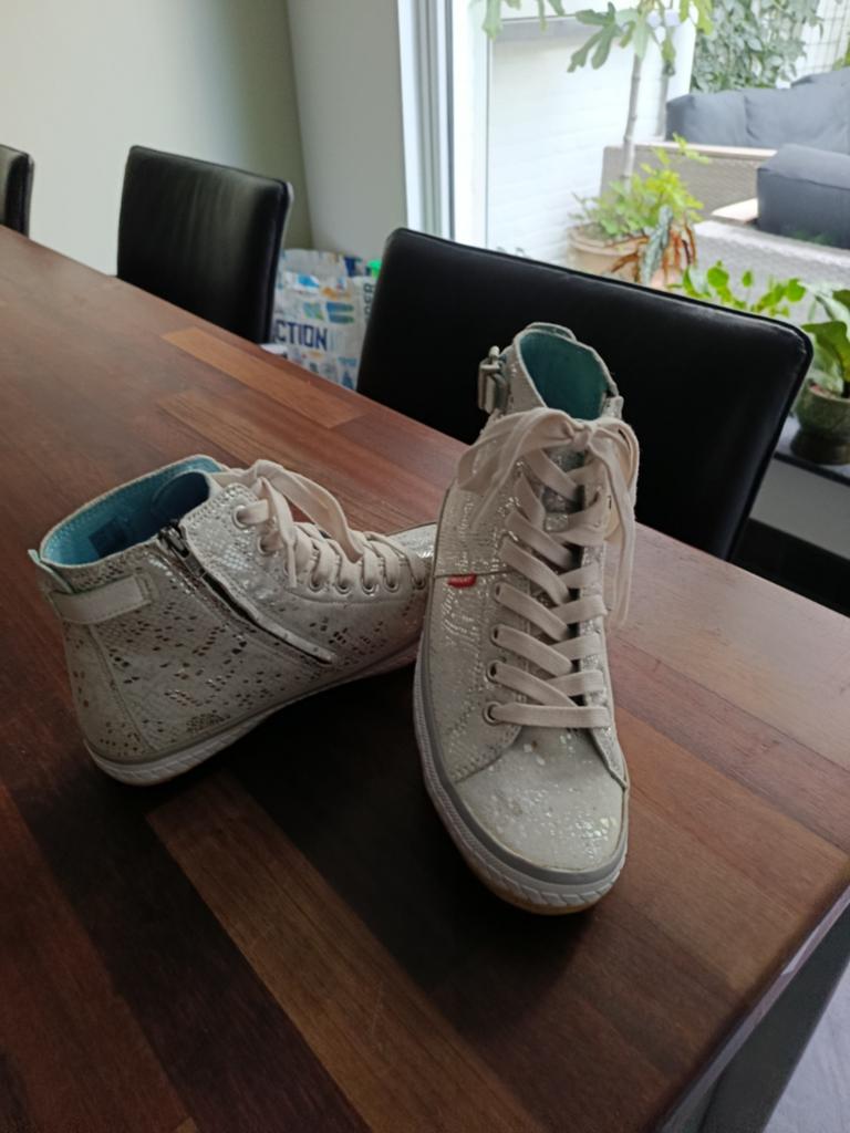Schattige witte sneakers maat 36 van Wolky, Wolky, Meisje, Nieuw, Ophalen of Verzenden