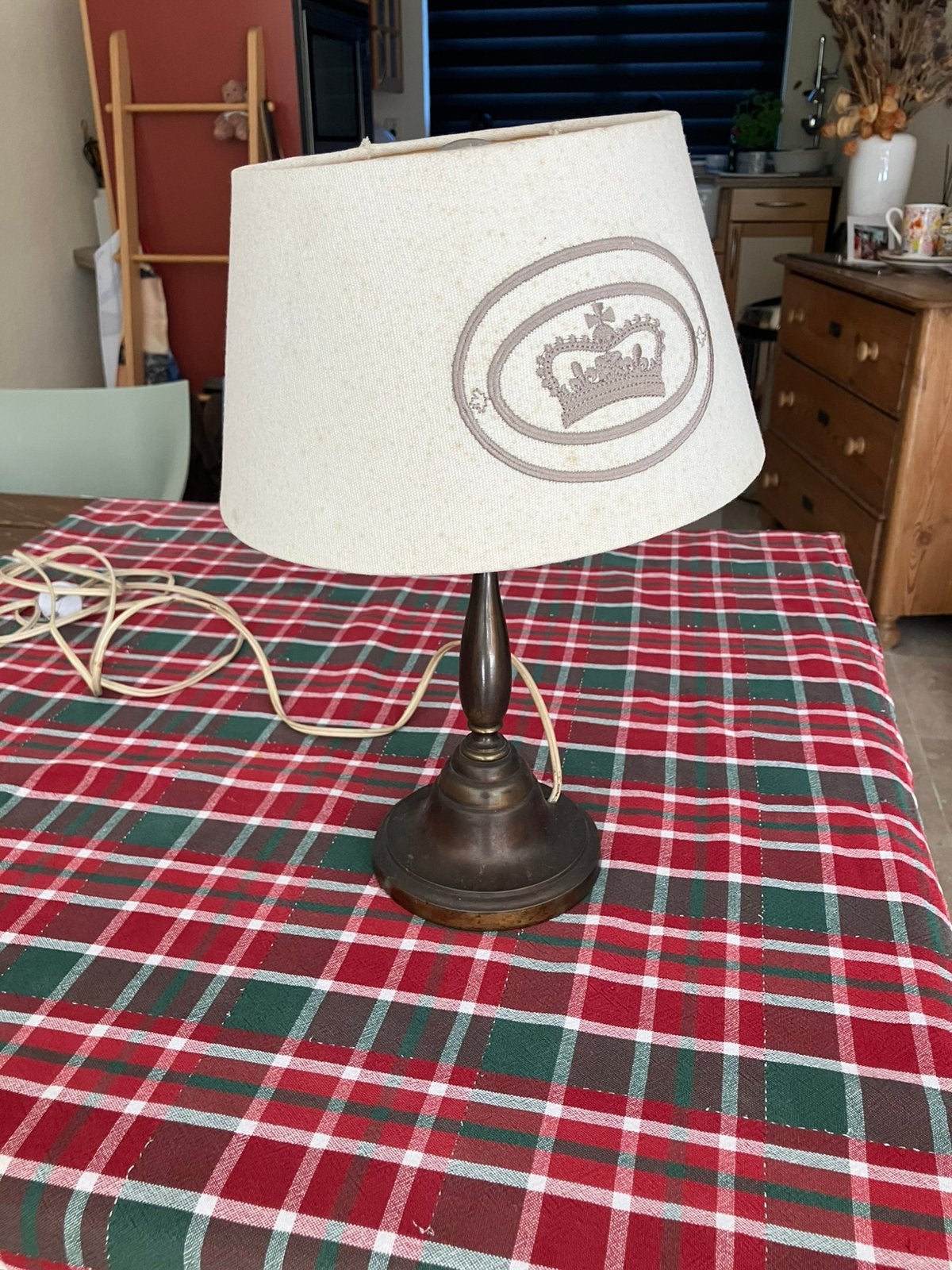 Antieke tafel schemerlamp, Ophalen
