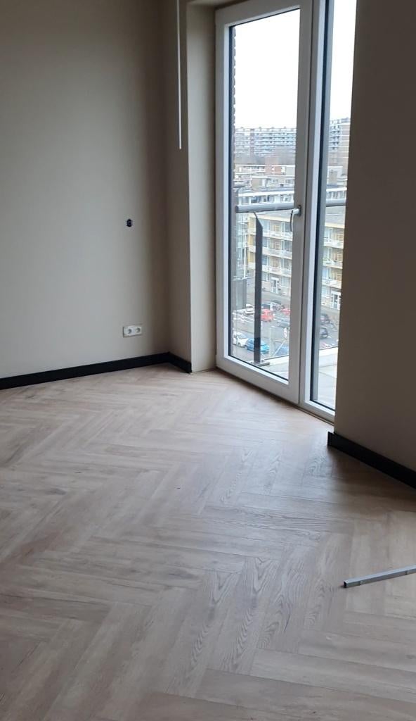 Voordelig vloer laten leggen (PVC, laminaat & visgraat)✅, Huis en Inrichting, Ophalen of Verzenden, Nieuw, 75 m² of meer, Laminaat