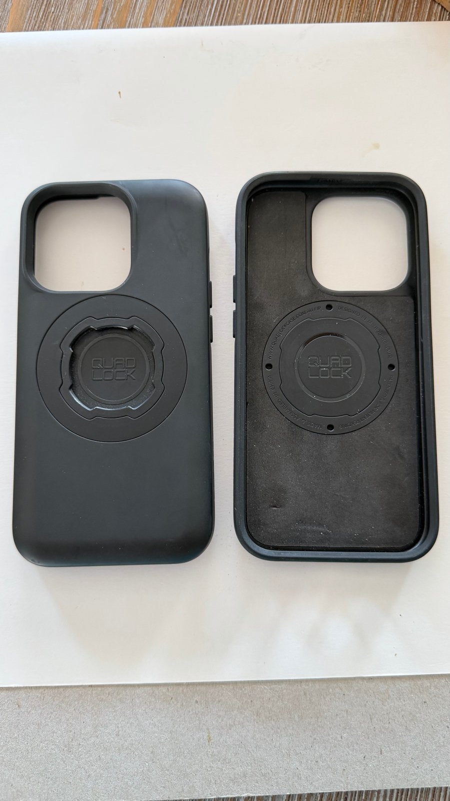 Quad Lock Hoesje voor iPhone 14 Pro (2 stuks beschikbaar), Ophalen of Verzenden, Zo goed als nieuw, Bescherming, Apple iPhone