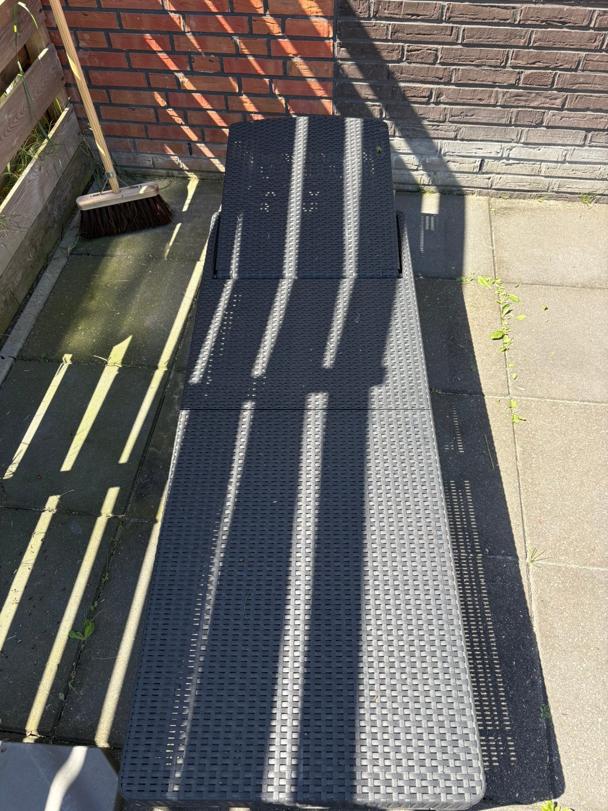 Ligbed, Tuin en Terras, Ophalen, Zo goed als nieuw