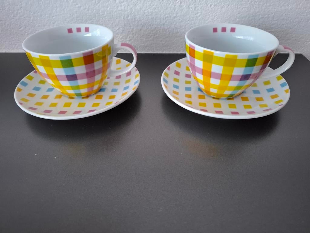 Vrolijke  kopjes en schotels van PPD Germany, Ophalen of Verzenden, Zo goed als nieuw, Overige stijlen, Kop(pen) en/of Schotel(s)