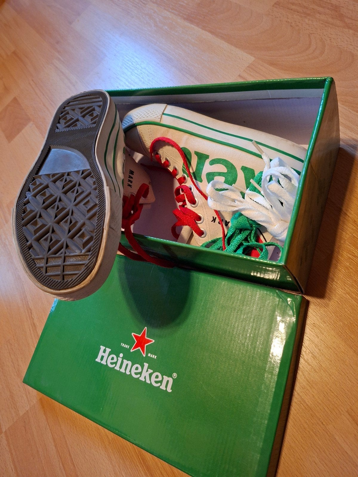 Converse All Stars Heineken, Kleding | Dames, Overige kleuren, Ophalen of Verzenden, Converse All Stars, Sneakers of Gympen