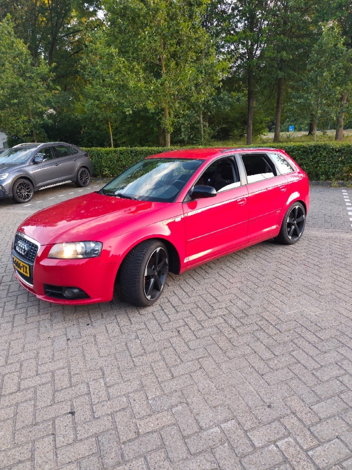 Audi A3 1.4 Tfsi 92KW Sportback 2008 Rood, Auto's, Voorwielaandrijving, Sound system, 125 pk, 680 kg