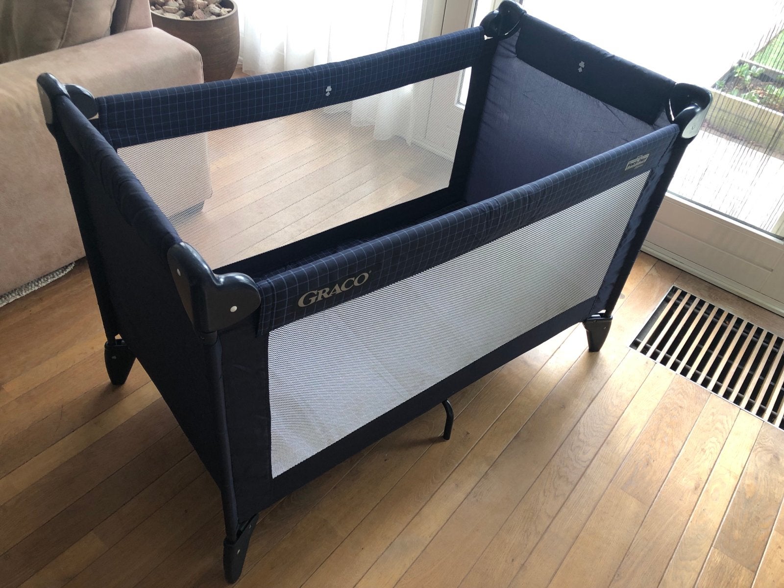 Graco reisbedje - Compact en Handig, Ophalen, Gebruikt, Reisbedje