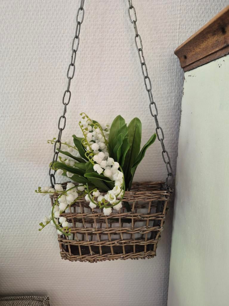 Smal rotan mandje excl de bloemetjes, Ophalen of Verzenden, Rond, Riet