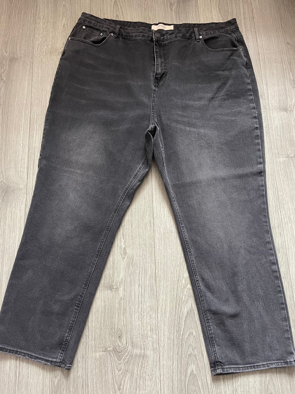 SIMPLY BE  “ zwarte “ stretch spijkerbroek maat 52, Kleding | Dames, Grote Maten, Ophalen of Verzenden, Zo goed als nieuw, Zwart