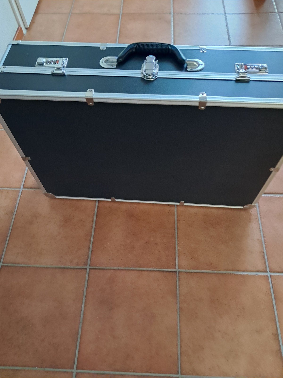 Koffer met slot voor kaartjes of andere verzamelingen, Gebruikt, Slot, Metaal, 35 tot 45 cm