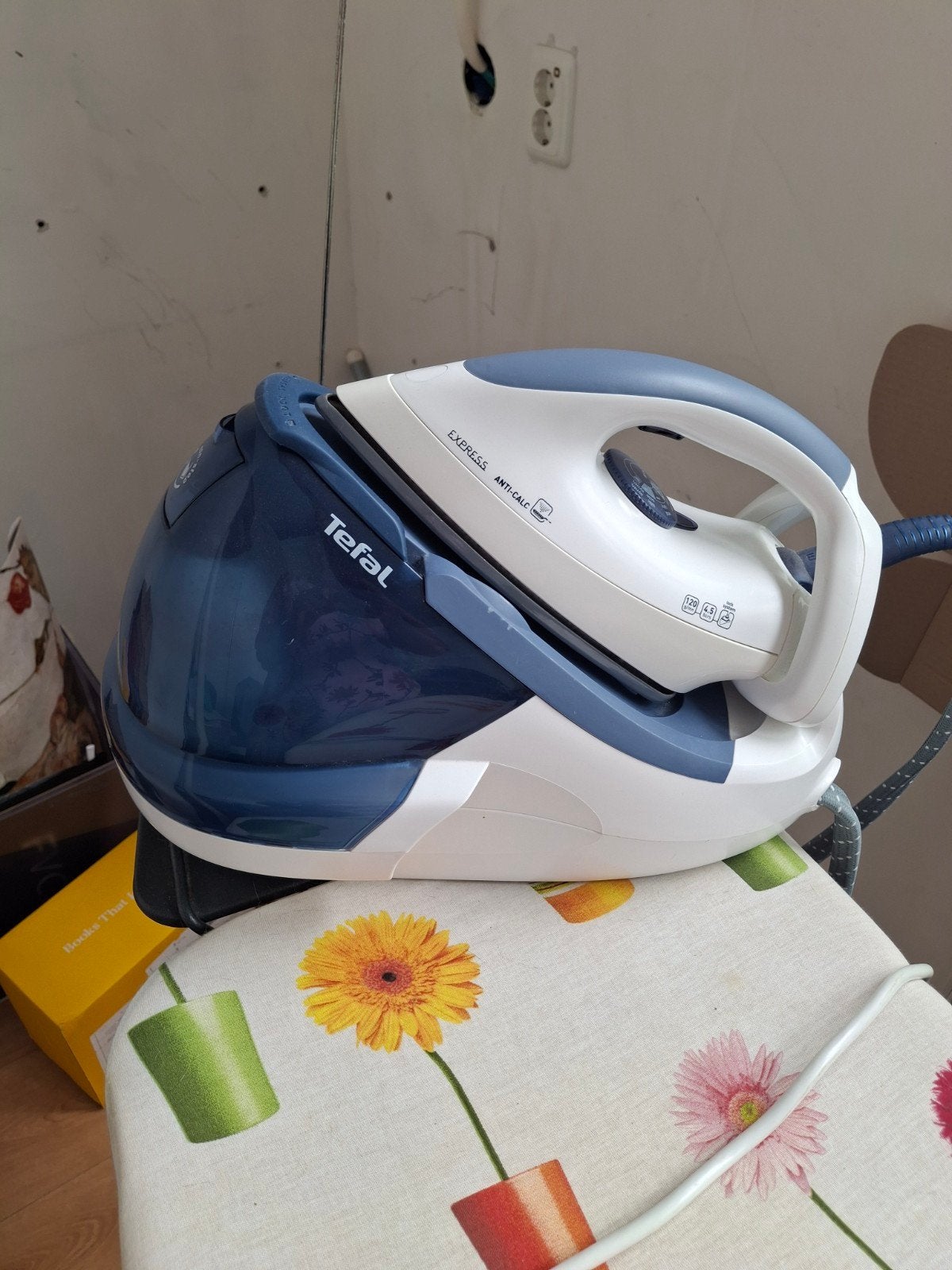 Tefal Express Anti-Calc Stoomgenerator Strijkijzer, Ophalen of Verzenden, Gebruikt, Strijkijzer met snoer