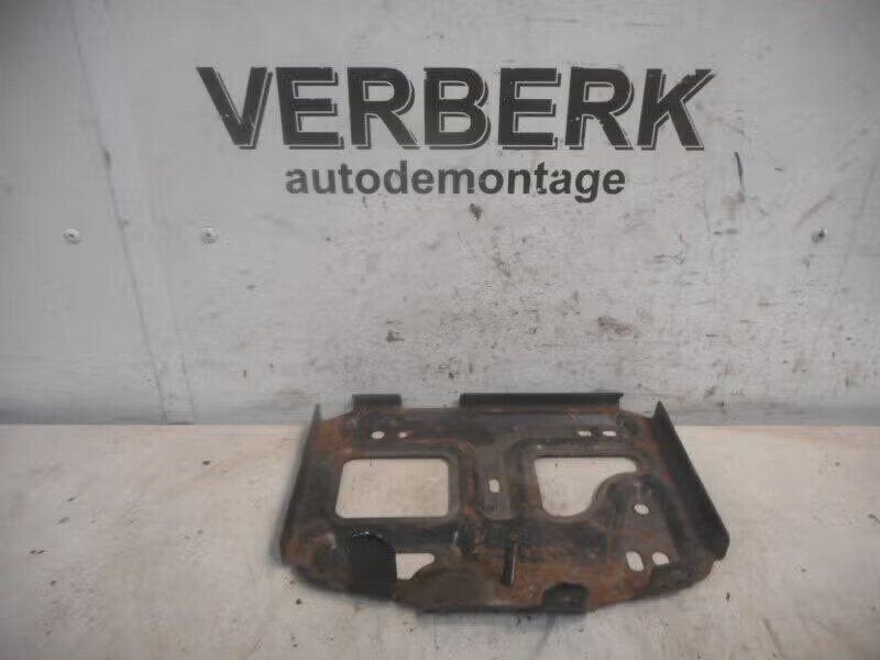 ACCUBAK Saab 9-5 (YS3E) (01-1997/12-2009), Saab-de-info@saabgroup.com, Gebruikt, Saab Deutschland GmbH, Marienbergstraße 96 90411 Nürnberg, DE