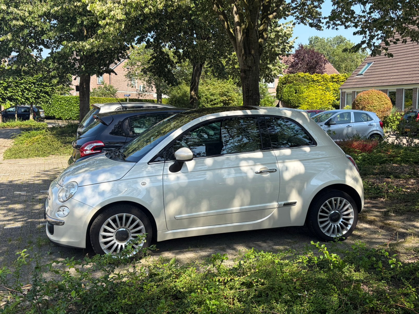 Fiat 500 0.9 85pk Twinair Turbo 2012 Wit, Auto's, Voorwielaandrijving, Euro 5, Stof, Beige