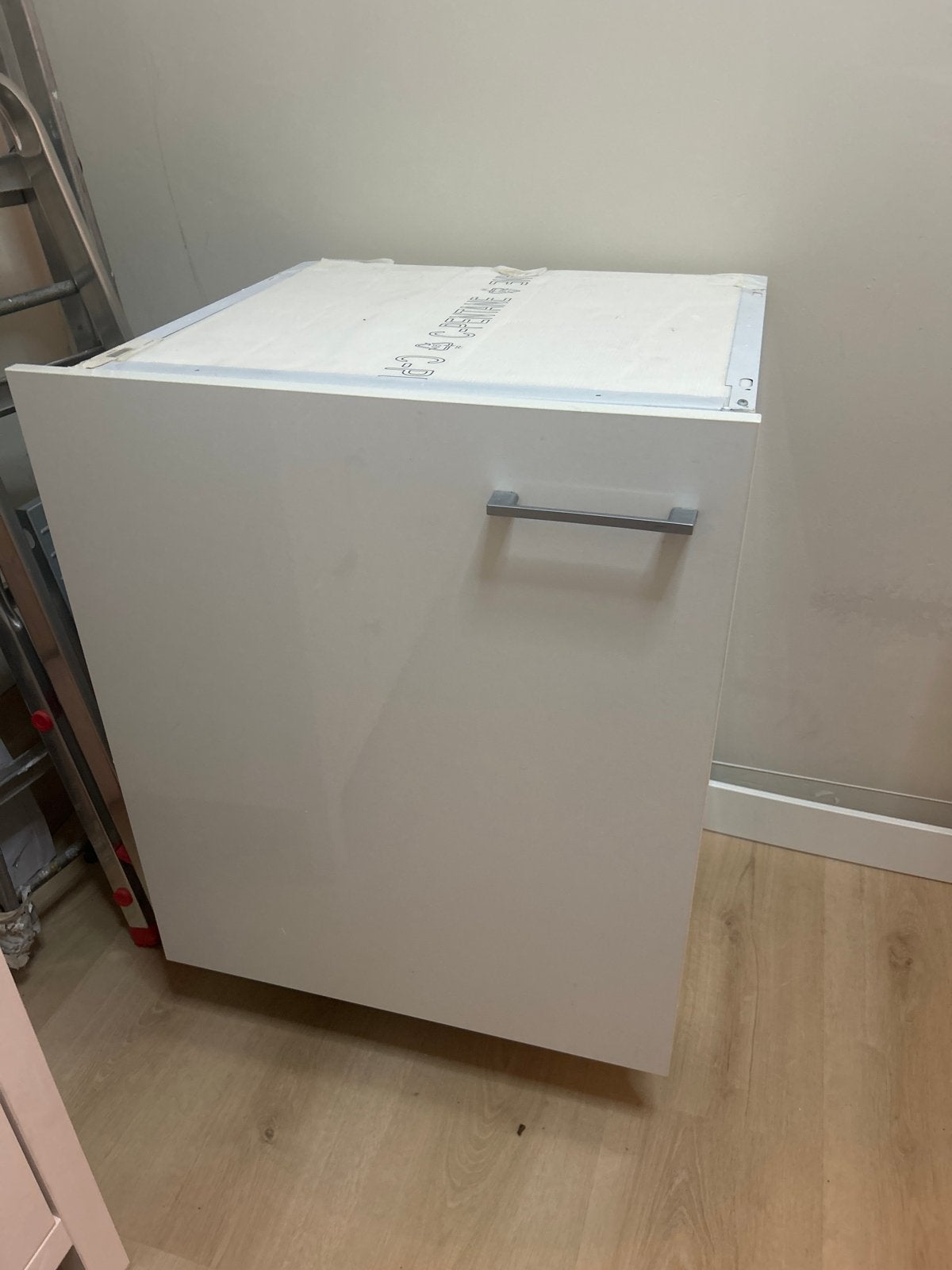 Compacte Koelkast 58x55x82 cm - Ideaal voor kleine ruimtes, Ophalen, Minder dan 85 cm, Minder dan 75 liter, 45 tot 60 cm