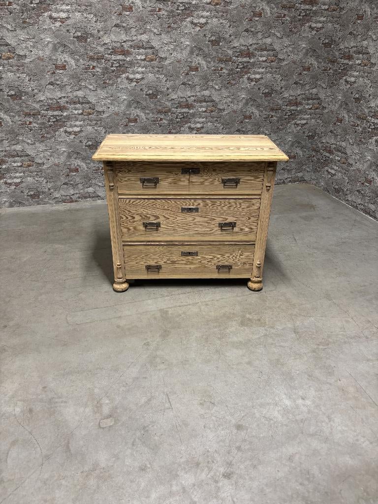 Antiek grenen commode nr.8775, Kinderen en Baby's, Kinderkamer | Commodes en Kasten, Minder dan 90 cm, Info@antiekgroothandel.com