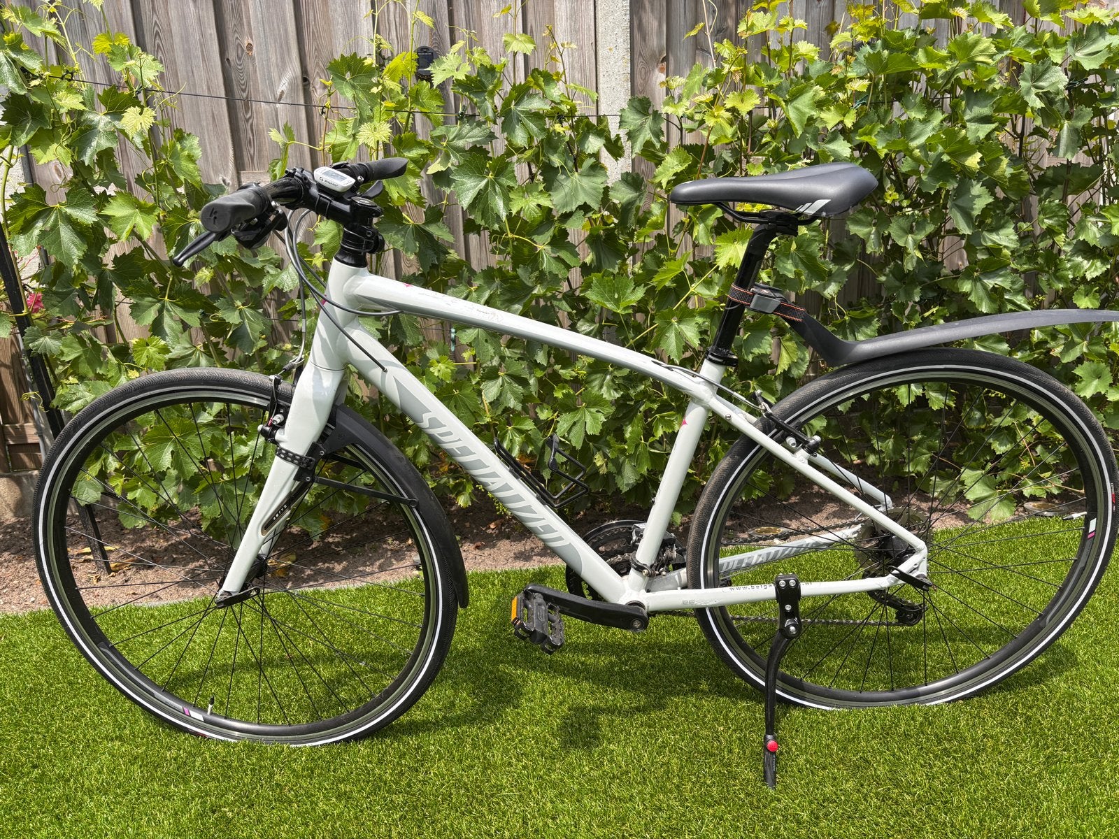 Specialized fitnessfiets - Zo goed als nieuw, 28 inch, Velgrem, Zo goed als nieuw, 15 tot 20 versnellingen