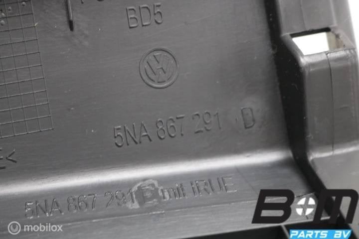 B-stijl bekleding linksonder VW Tiguan 5NA 5NA867291D, Gebruikt