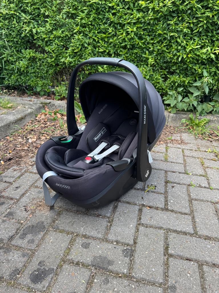 Maxi Cosi pebble 360 pro3, Kinderen en Baby's, Autostoeltjes, Ophalen, Verstelbare rugleuning, Zo goed als nieuw, Isofix