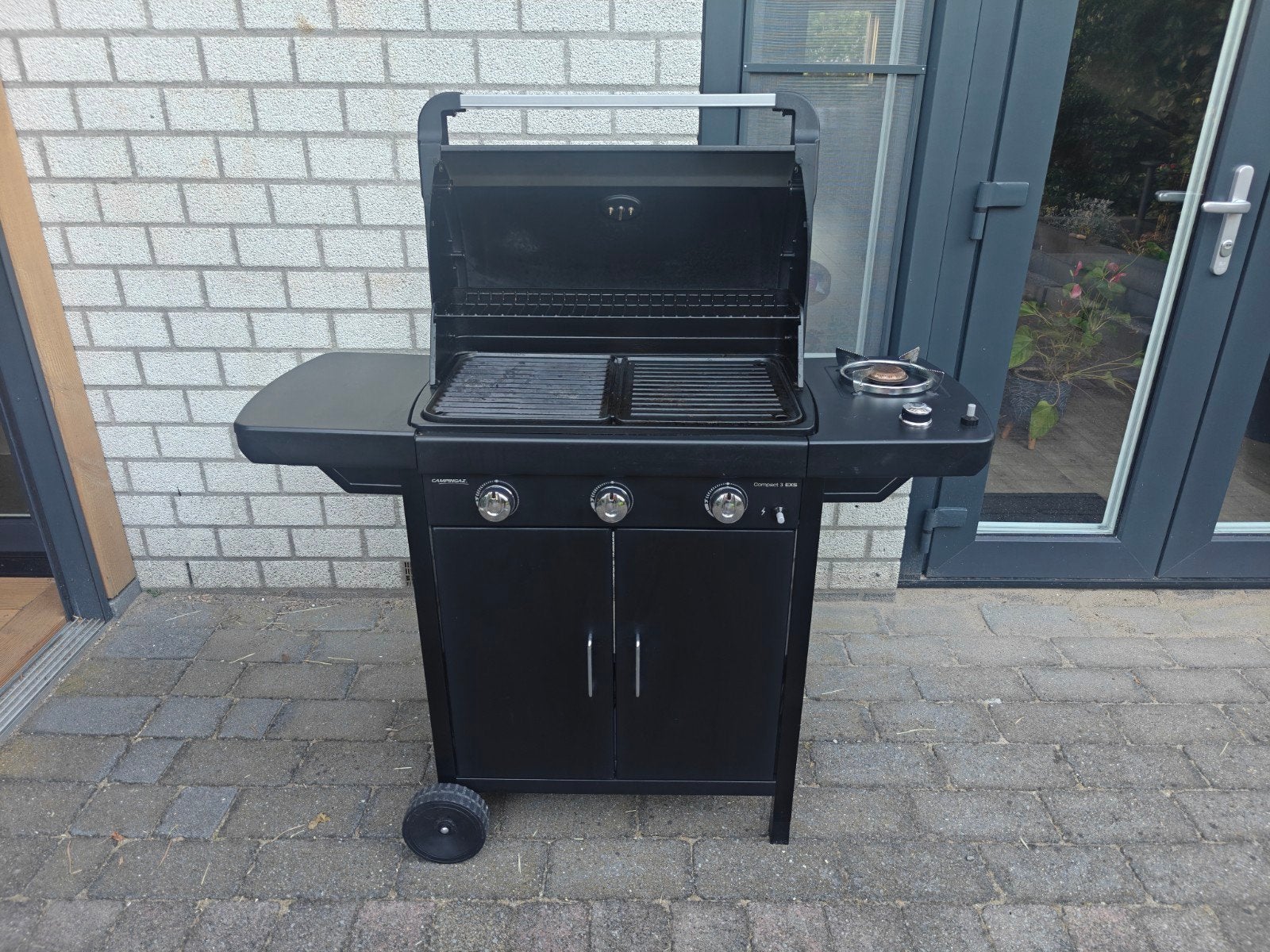 Campingaz Compact 3 EXS Gasbarbecue - Zo goed als nieuw, Ophalen, Zo goed als nieuw, Campingaz