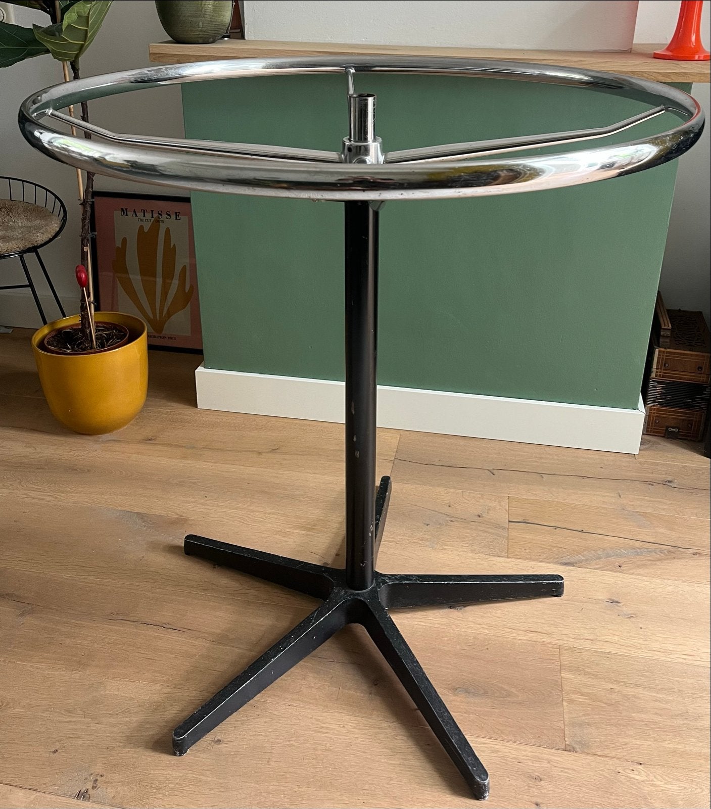 Vintage kledingrek met zware voet, in hoogte verstelbaar, Kleding | Dames, Kledingrekken, Ophalen, Gebruikt