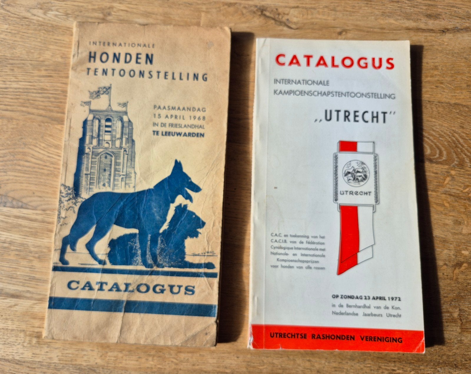 Catalogus hondententoonstelling 1968 en 1972, Ophalen of Verzenden, Gelezen, Honden