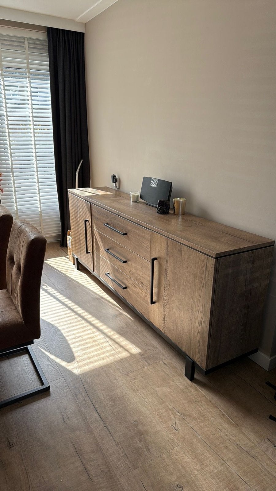 Mooie dressoir Adanti Barley, Ophalen, Met deur(en), 150 tot 200 cm, Zo goed als nieuw