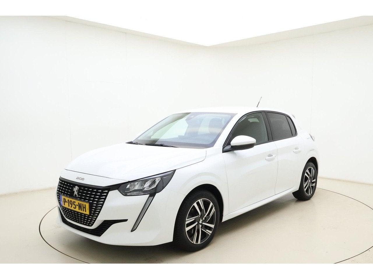 Peugeot 208 1.2 PureTech Allure Pack | 100PK | Parkeer Camer, Auto's, Voorwielaandrijving, 101 pk, Gebruikt, Handgeschakeld
