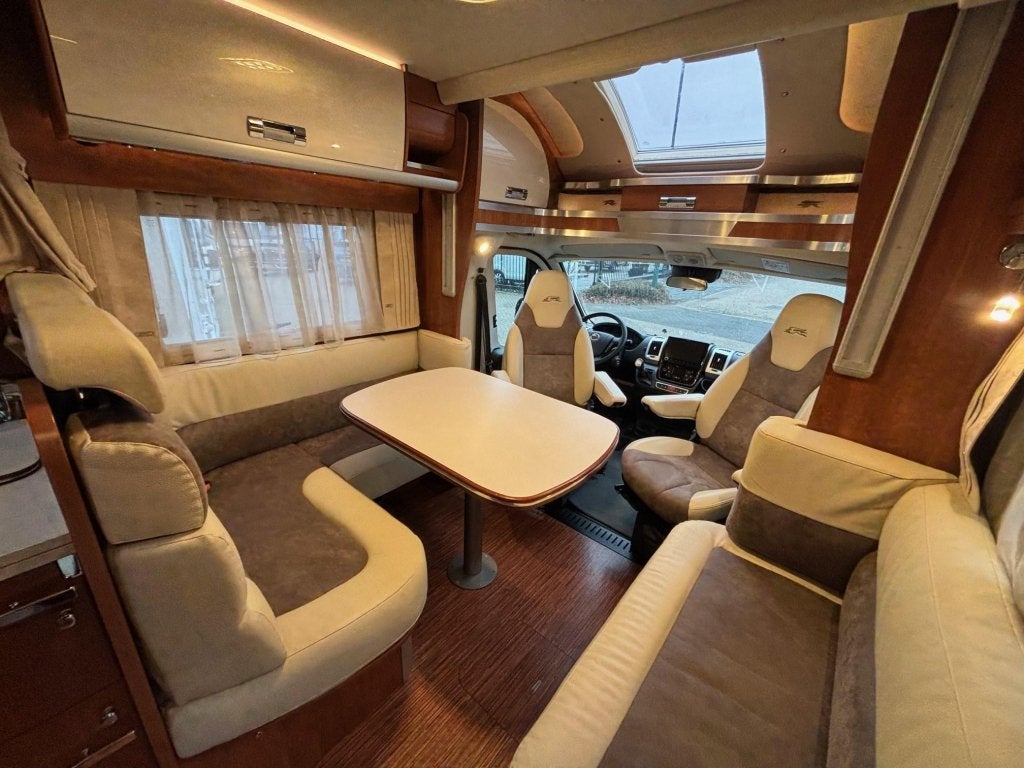 Laika Kreos 4009 automaat, E&P, Topstaat, enkele bed, Caravans en Kamperen, Campers, Automaat, Ringverwarming, Fiat, Bedrijf