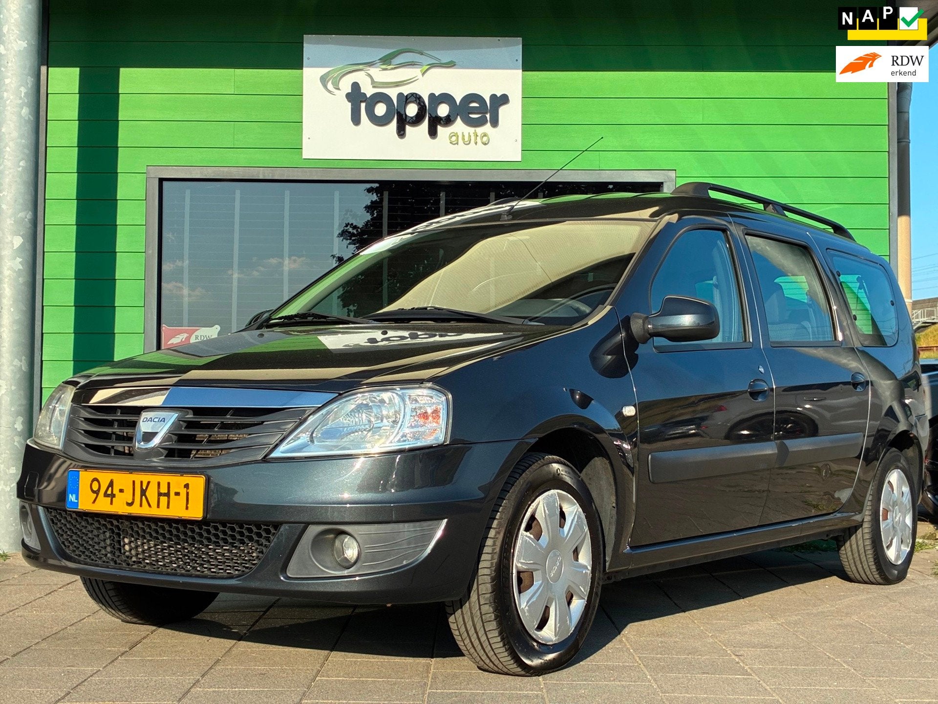 Dacia Logan MCV 1.6-16V Lauréate 7p.|1e Eigenaar|D-riem v.v, Auto's, Gebruikt, 7 stoelen, Origineel Nederlands, Bedrijf