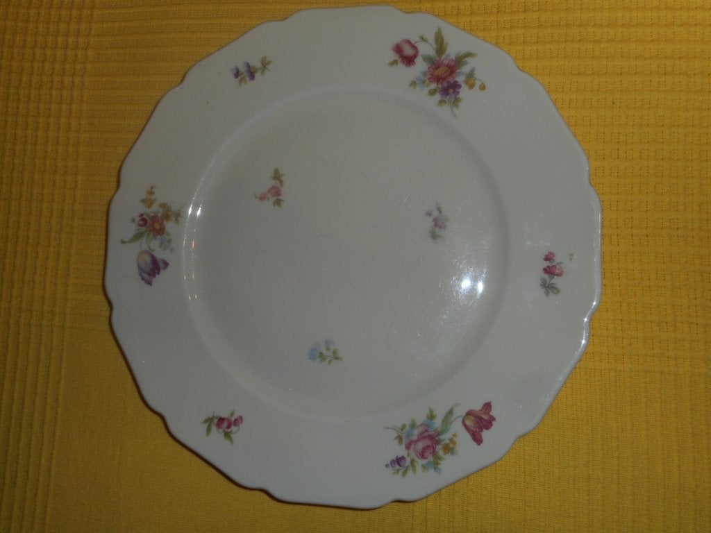 Antiek wit bord met bloemmotief van Thomas Ivory, Antiek en Kunst, Antiek | Servies los, Ophalen of Verzenden