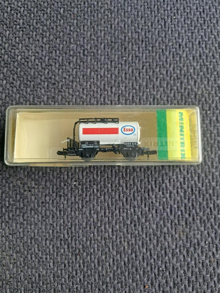Minitrix wagon modelnr 13542 "esso", Hobby en Vrije tijd, Modeltreinen | N-Spoor, Gebruikt, Minitrix, Trix, Wagon