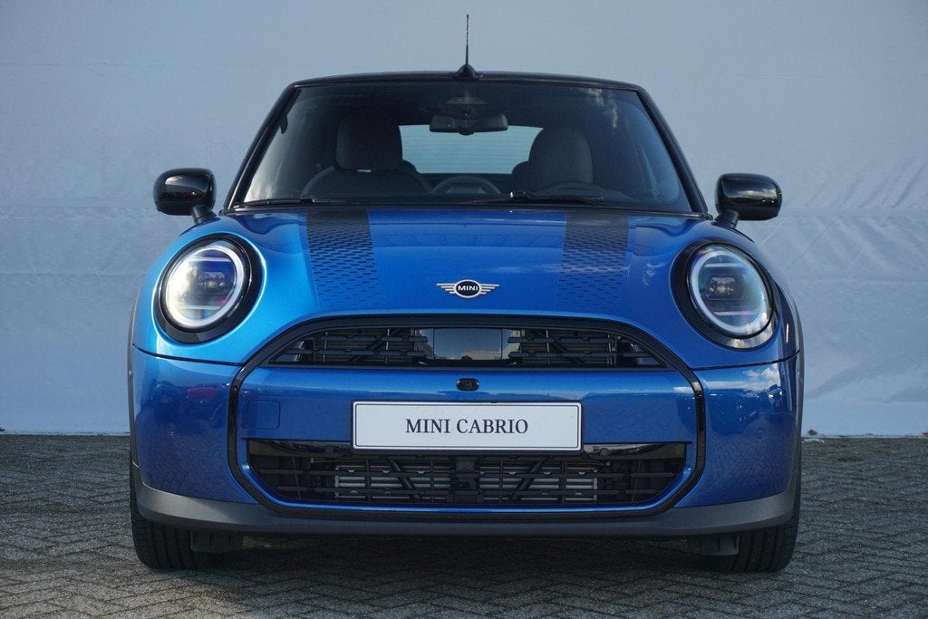 MINI Cabrio Cooper C | Classic Trim | Pakket L | Harman Kard, Auto's, Mini, 1998 cc, 15 km/l, Cabriolet, Leder en Stof