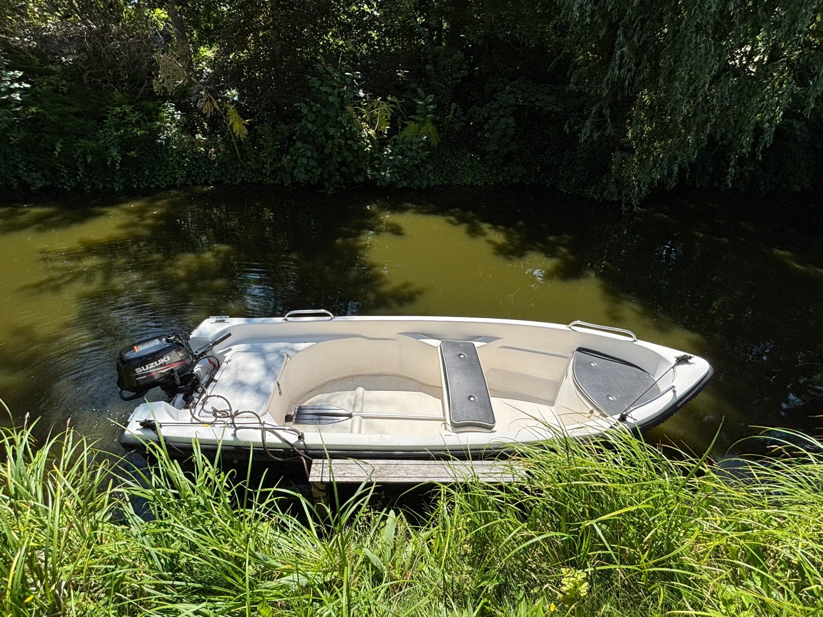 Leuke tour boot met Suzuki 6 pk buitenboordmotor, Ophalen, Gebruikt, Buitenboordmotor