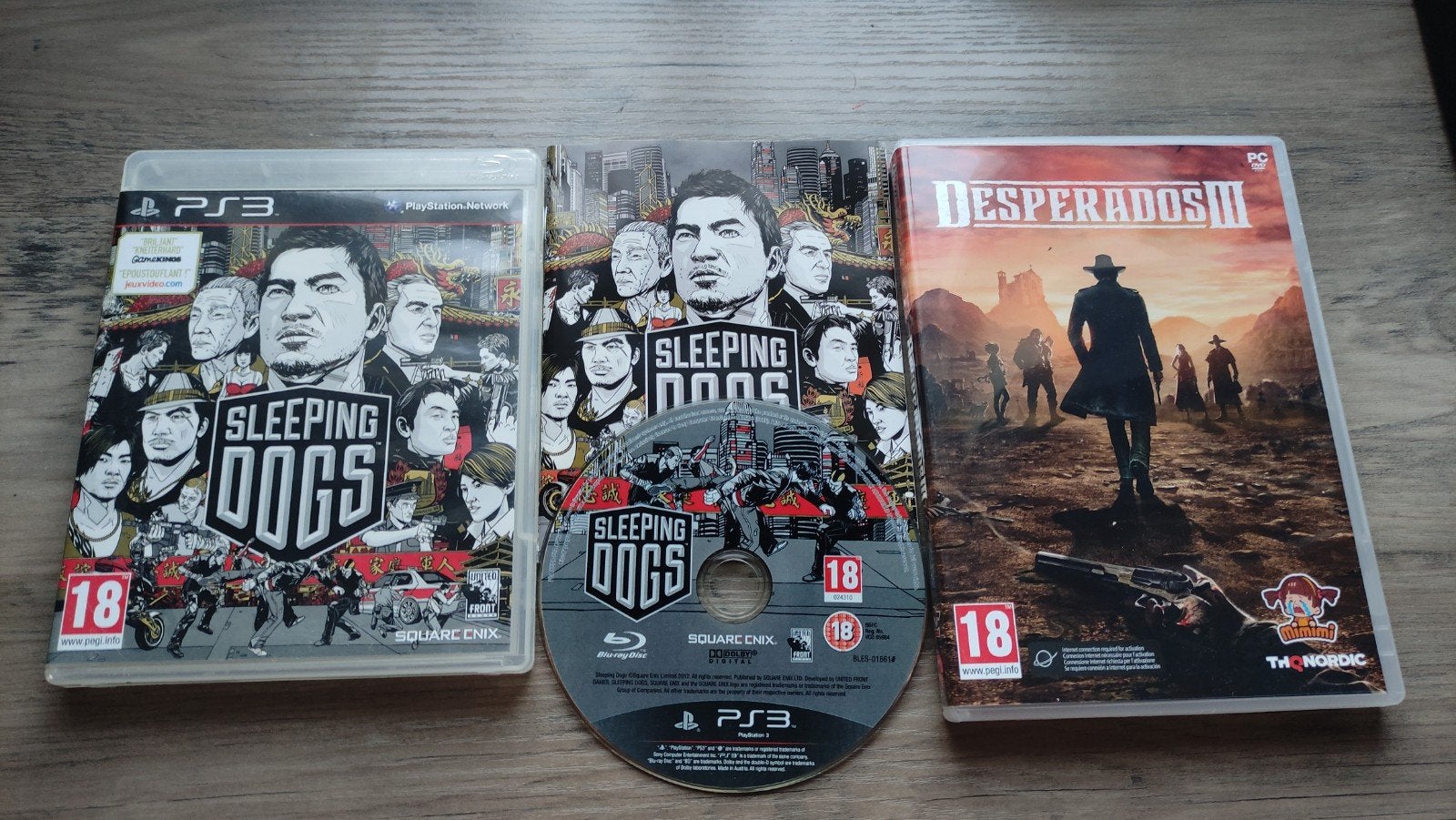 Sleeping dogs ps3 en gratis desperados 3 pc game, Spelcomputers en Games, 3 spelers of meer, Ophalen of Verzenden, Zo goed als nieuw