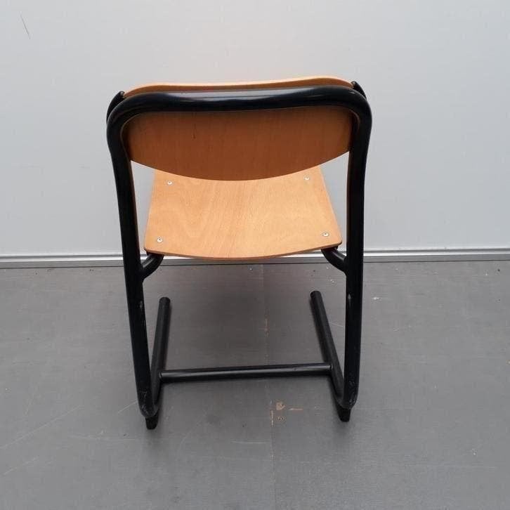 4x Ahrend 450 schoolstoelen houten zitting en leuning, Huis en Inrichting, Stoelen, Ophalen, Gebruikt, Bruin, Vier