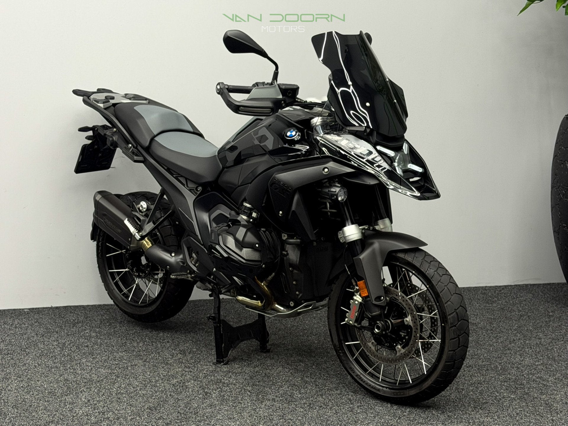 BMW R 1300 GS Triple Black | BTW | Remus | 2025 | R1300GS, Motoren, Info@vandoornmotors.nl, Kraaivenstraat 23-5
5048AB  TILBURG, NL
