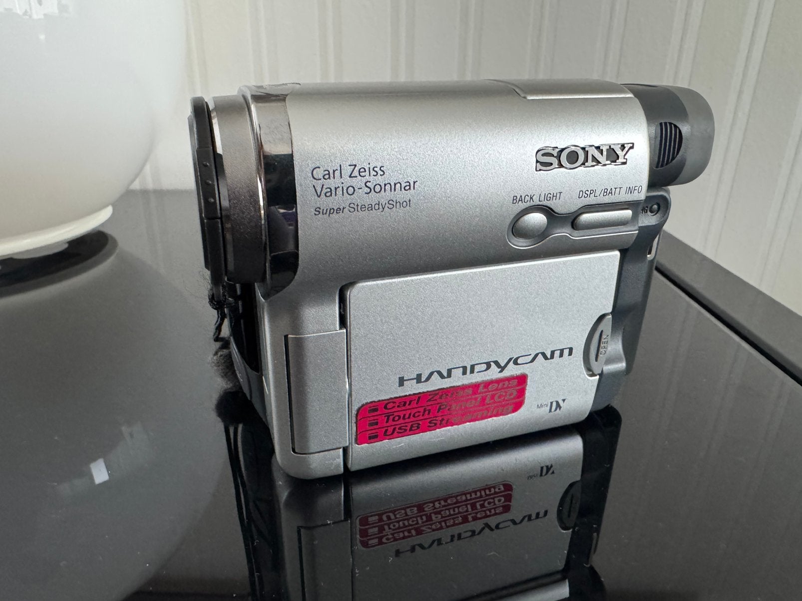 Sony Handycam DCR-HC14E MiniDV Camcorder – Carl Zeiss Lens, Mini dv, Gebruikt, 20x of meer, Ophalen of Verzenden