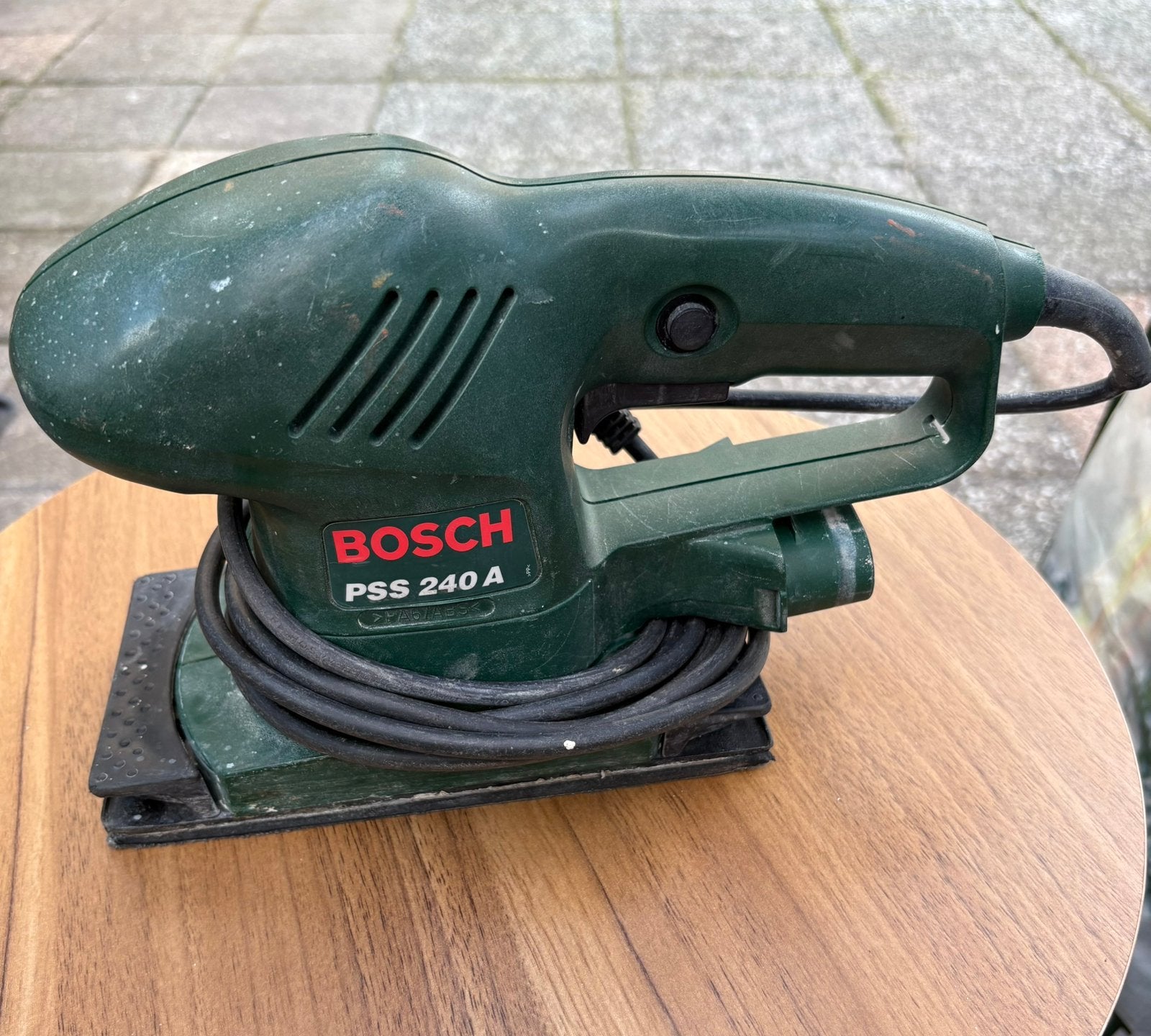 Bosch PSS 240 A Vlakschuurmachine – 240W Vlakschuurder, Doe-het-zelf en Verbouw, Ophalen of Verzenden, Gebruikt, Minder dan 600 watt