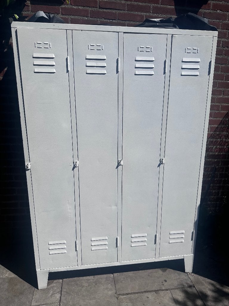 Stoere vintage industriële lockerkast – 4 deuren – metaal, Ophalen, Gebruikt, Vintage