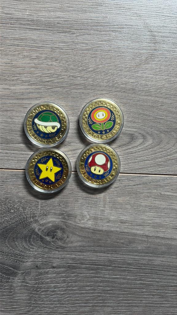 Super Mario Kart Limited Edition Munten Set, Ophalen, Zo goed als nieuw